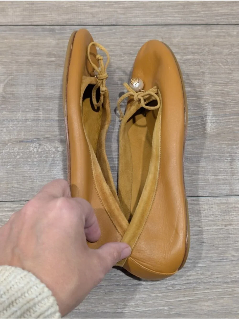 Tory Burch Tory Charm Tan Camel Leather Ballet Slip-On Flats Classic Size 6